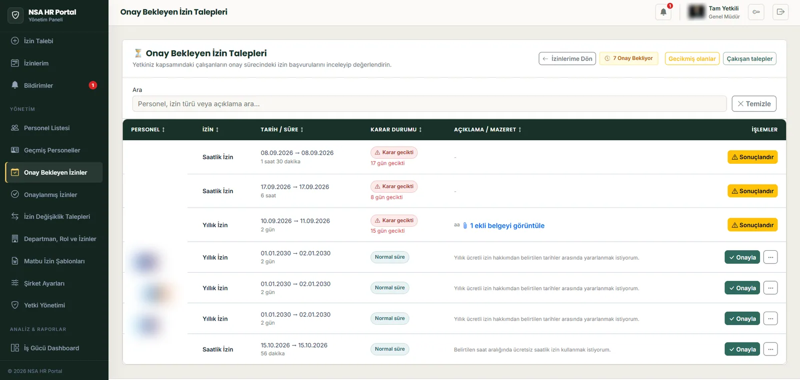 Manager leave approval and decision screen